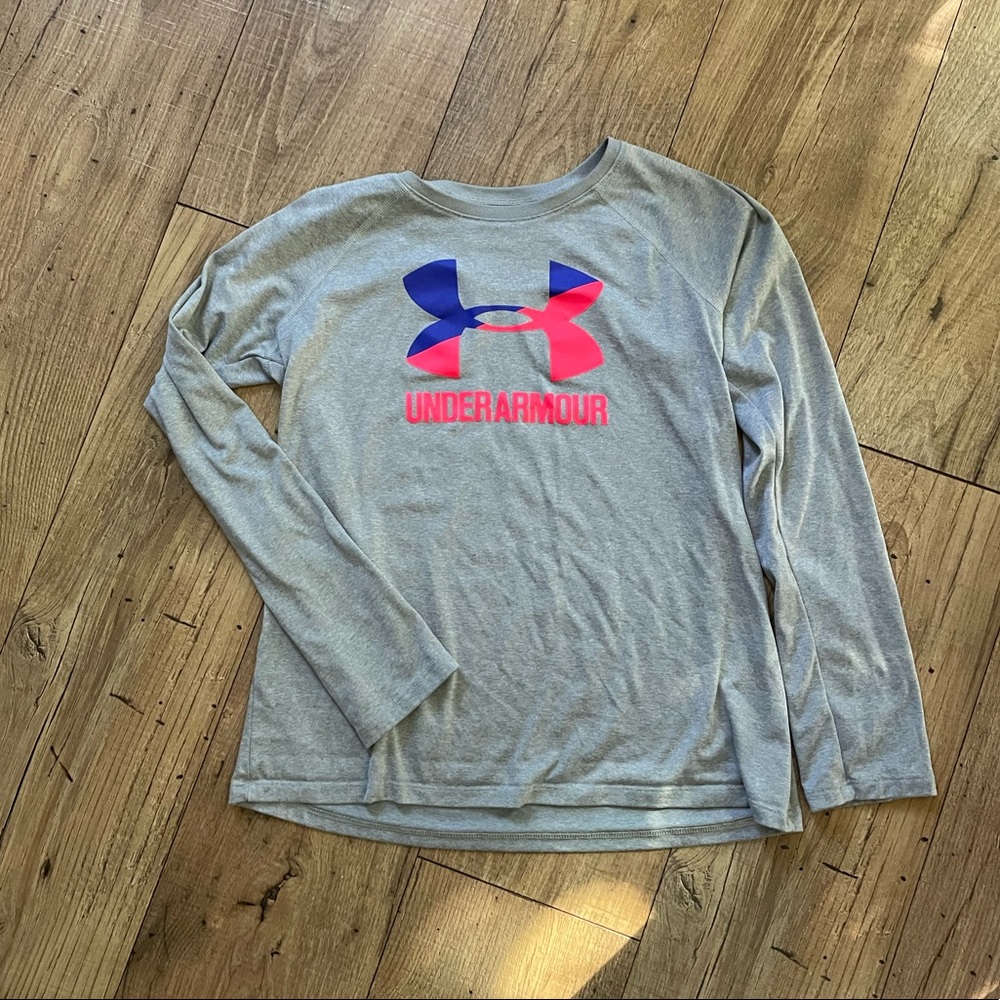 Youth Girls Large Under Armour Long Sleeve Shirt